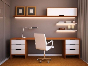 Office desks and chairs to work from home effectively